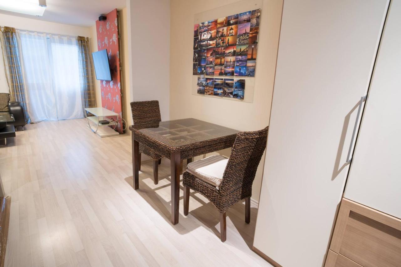 Apartment Vodni With Parking Brno Exterior photo